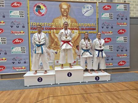 Elma Lišinović 3.mesto v katah med članicami